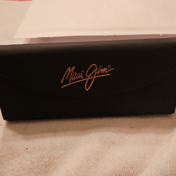 Maui Jim Brown Gradient Sunglasses - Picture 5 of 5